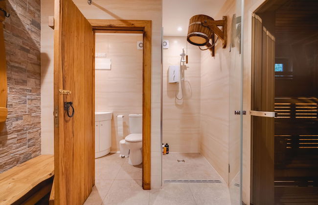 Brook Barn with Sauna & Hot Tub - Photo 25