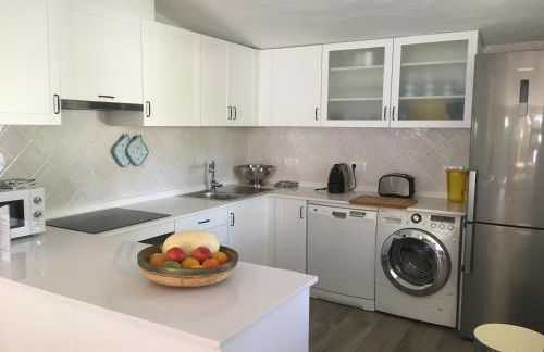 Villa Zen - beautiful private pool-heating option, hot tub, beautiful garden - Foto 50