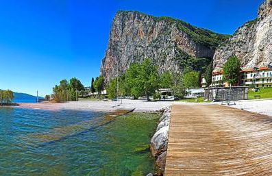 Campione Ora apartments by Gardadomusmea - Foto 15