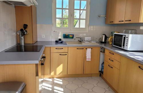 CHARMANTE MAISON à TREBEURDEN - Foto 5