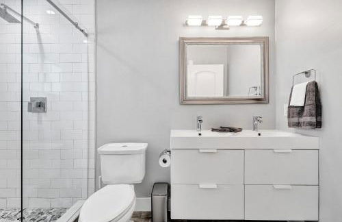 NEW! Private Oasis with Heated Pool Minutes to Wilton Dr and the Beach - Photo 41