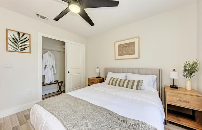 Charming Florida Beach Home w King Bed Patio - Photo 4