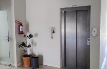 Apartamento de 2 quartos a 3 minutos a pé da praia de Cachoeira de Bom Jesu com águas calmas - Foto 2