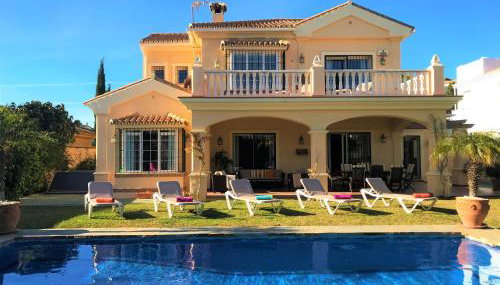 Villa Majestic - Photo 1, sunbed