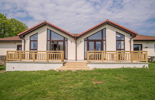 Stoneleigh Village - Photo 65