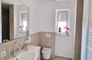 Living 15 - Photo 35