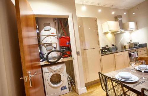 The Jade Suite - Photo 20