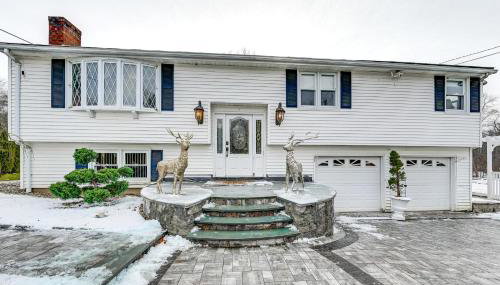 Spacious Yard with Gazebo Charming Windsor Retreat - Foto 3