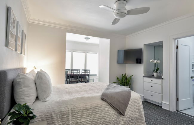 The Plaza Hotel - Photo 33