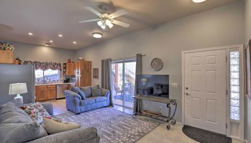 Desert Gem with Patio and Grill, Near Oracle St Park! - Foto 3
