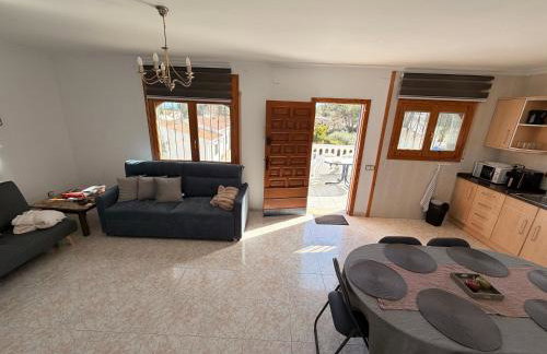 Amarella Costa Dorada - Villa mediterránea con piscina ideal para grupos y familias - Foto 34