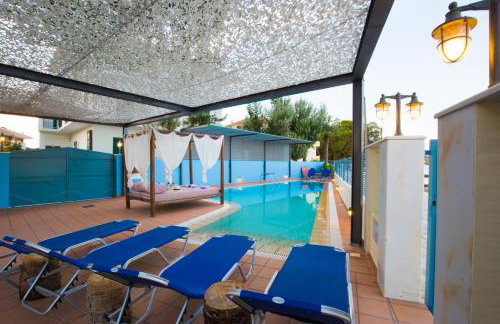 Salty Breeze - Photo 51