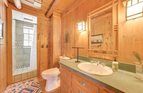 Steps to Lake Huron! Family Outdoorsy Getaway - Foto 16