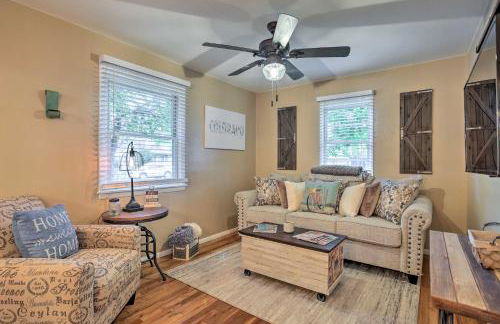 Walk to Dtwn Littleton Updated Pet-Friendly Home - Foto 7