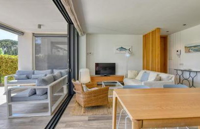 Luxury Central Apartments, Illa Blanca, Calella - Foto 2