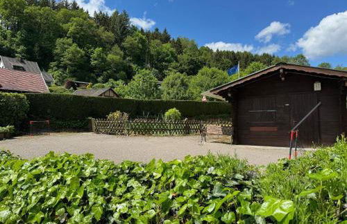 Grosse Gruppenunterkunft im Nationalpark Eifel mit Bar und Terrasse - Foto 21