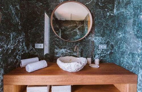 Serenity Villa on the Cliff with climatized pool - Foto 30