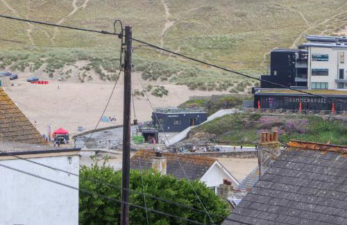 Small Hillman - Photo 1