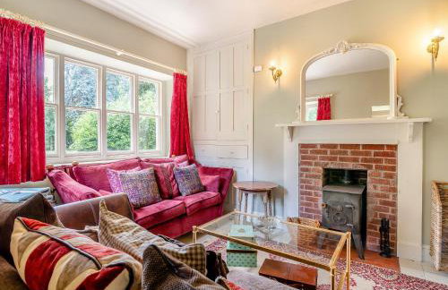 Court Cottage - Photo 3