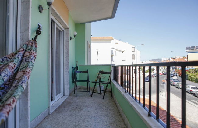 Charming apartment in peaceful Cascais - Photo 20