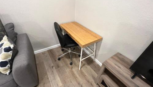 Cheerful 2 bedroom home 20 minutes from downtown - Foto 3