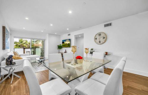 Amazing, Spacious Unit, Heart LA - Photo 31