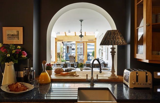 Old Coach House Dolls House - From 1100 Per Night - Photo 19