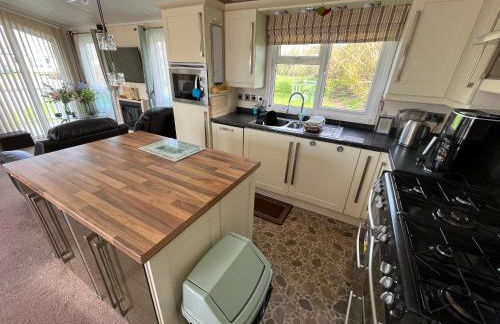 40A Oak Village- 2 Bedroom Lodge on Grange Leisure Park - Foto 17