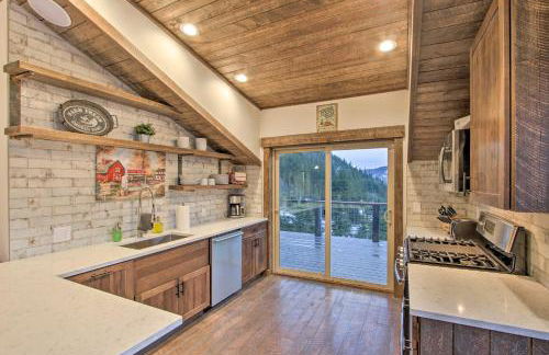 Cle Elum Lake Bunkhouse with Shared Hot Tub and Views! - Foto 11