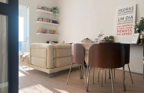 Lisbon, renovated T2 apartment Portas de Benfica - Foto 3