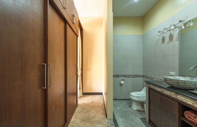 Generous 6BR Balinese Pool Villa Sophia - Photo 26