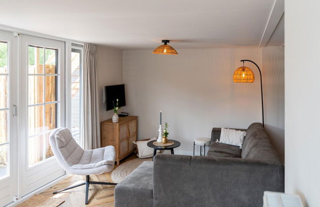 Cozy Villa w/ Sauna and BBQ - Photo 13