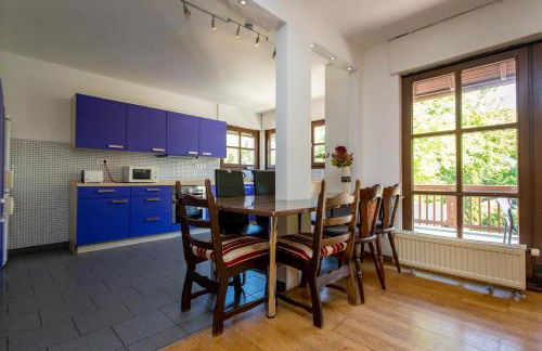 Ferienwohnung mit 123qm für 8 Personen mit sehr großem Garten, einfache Innen-Ausstattung - Foto 3