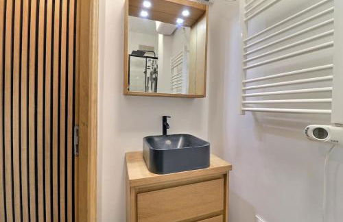 Calm & Cozy, 5 min Metro, 15 min Louvre, Champs Élysée - Foto 7