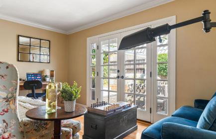 Point Loma Home w Putting Green Firepit Game Room Beach Access Zola Street by AvantStay - Foto 9