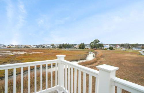 Robert's Retreat - Brand new home w/ gorgeous water views! - Foto 52