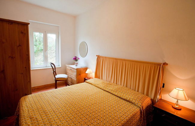 Spacious Home Surrounded by Nature - Foto 16