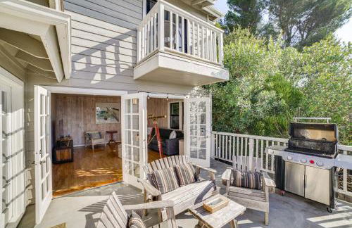 Summerland Home with Beach Supplies Walk to Beach! - Photo 27