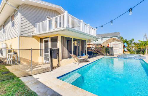 Spacious Canalfront Home with Pool about half Mi to Beach - Foto 28