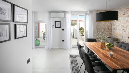 House NoE- with hot tub - Foto 5