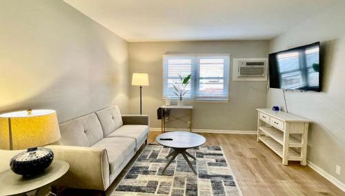 Cathedral 1-Walking Distance to UNMC - Photo 3