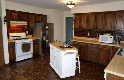 Spacious Family Cabin on Stunning Wixom Lake near Midland, Michigan - Foto 11