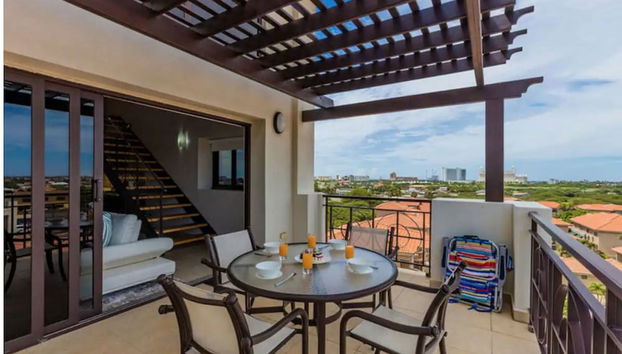 Top Floor Corner Condo w Amazing Views 2BR 3BA - Foto 5, Habitación