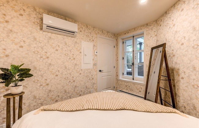 Two bedroom Escape in Old Quebec - Photo 4