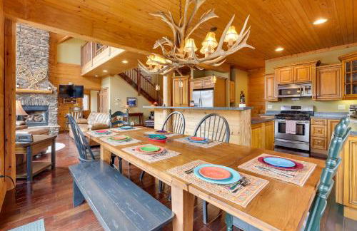 Game Room, Deck and Views Idyllic Slaty Fork Cabin - Foto 10