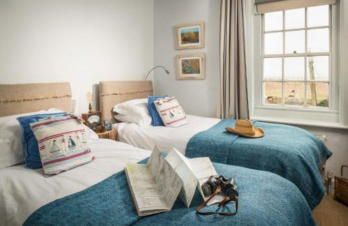 Coastguards Lookout - Photo 15