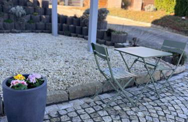 Joe's Home Naumburg -modern,vintage Apartment - Foto 8