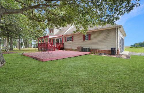 Spacious 3BR with Dock on Working Farm with Pool Table - Foto 35