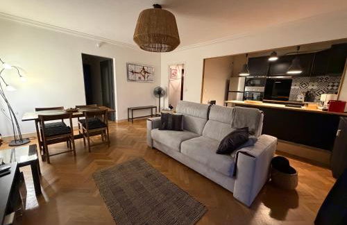 Le Relais des Cyclamens Bron - Foto 2