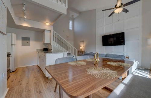 Charming and Cozy Townhome Near Disney - Foto 23